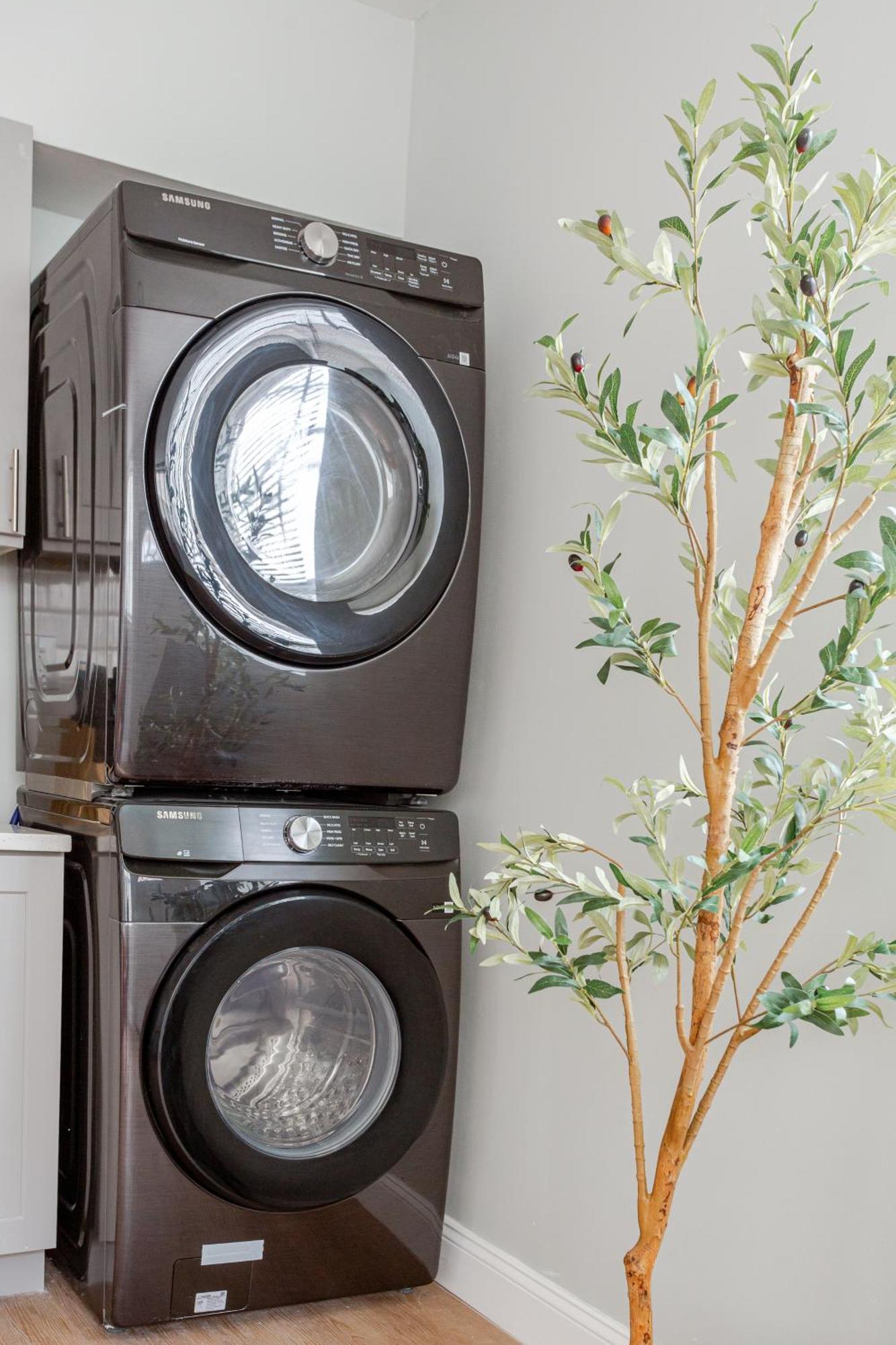 Stylish In Center City, French-japanese & Minimalist Vibes Apartment Philadelphia